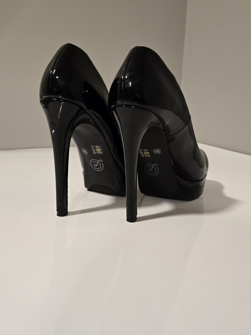 Chinese Laundry Wow Black Patent Platform Heels - Picture 7 of 15